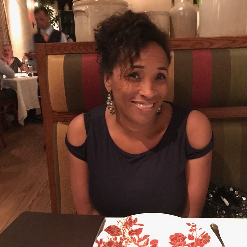 Meet your Posher, Miriam